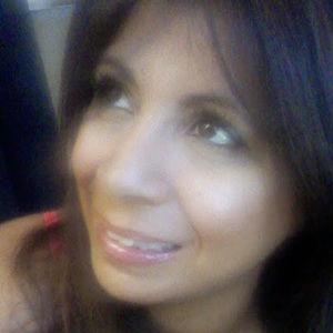 Meet your Posher, Becky